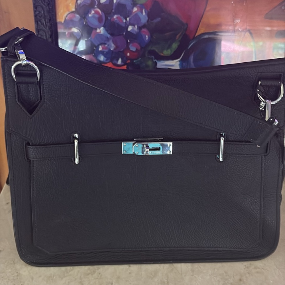 Large leather tote (10” X 12.5”) - Picture 10 of 10